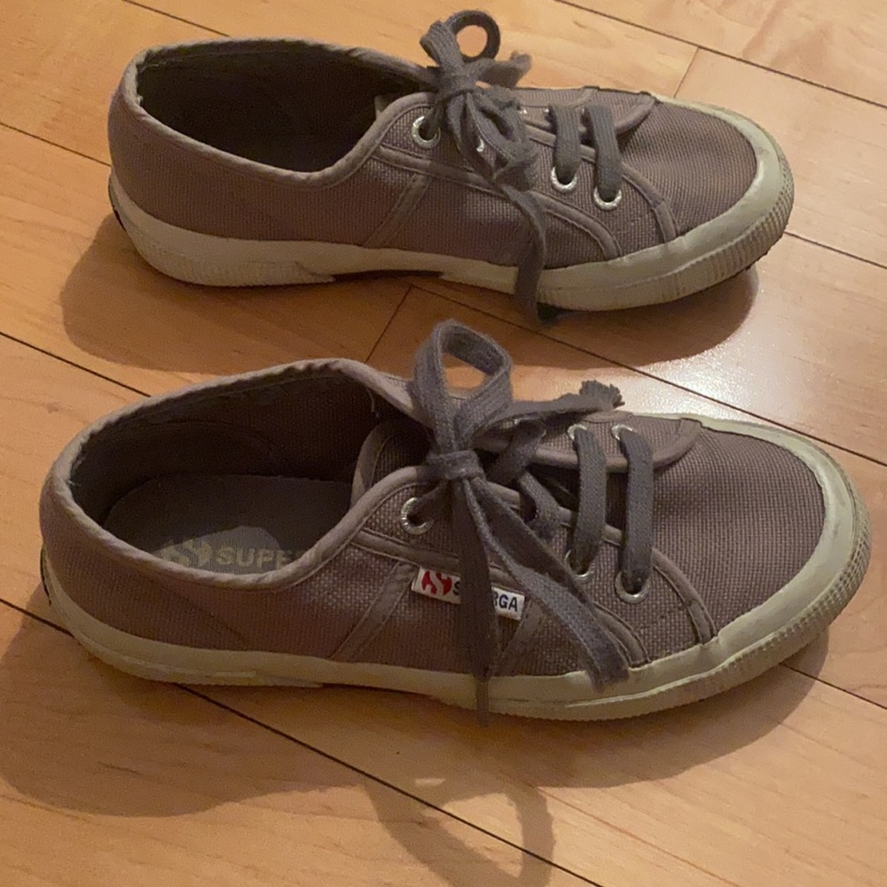 Grey Supergas - Picture 2 of 8